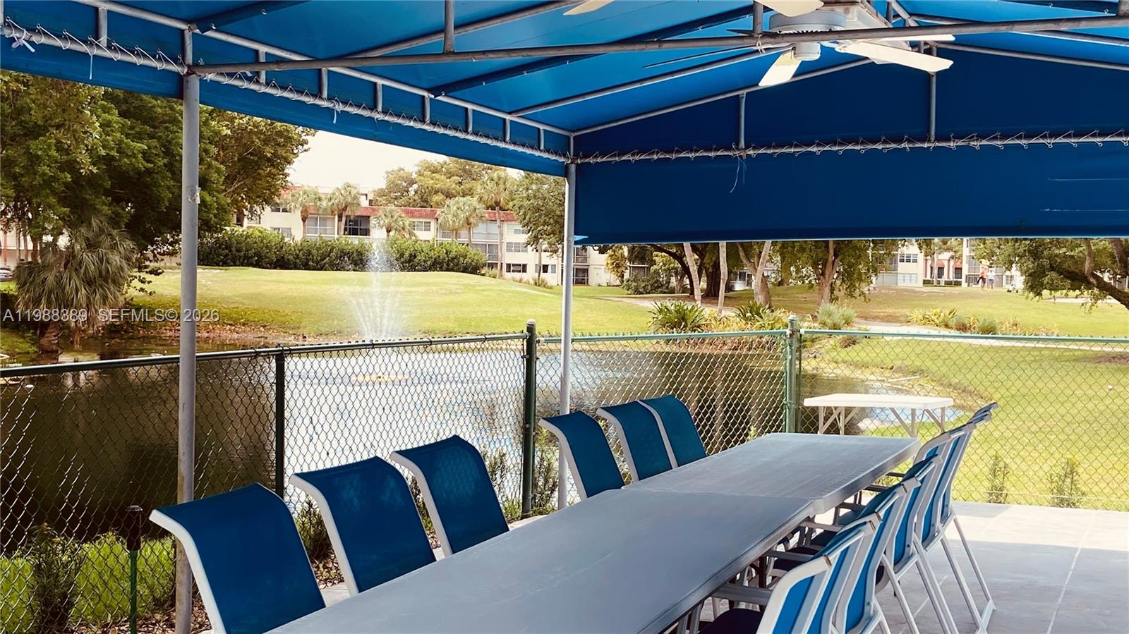 HOLLYBROOK GOLF&TENNIS - Residential
