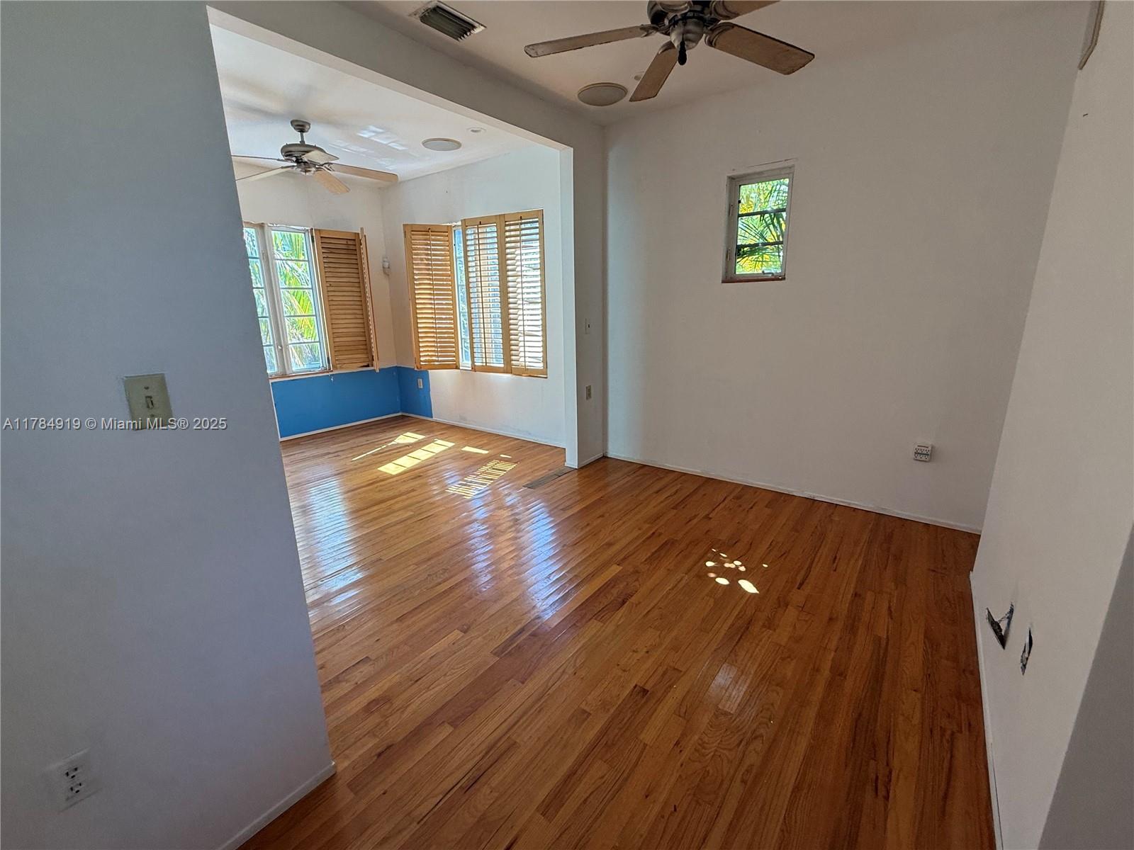 PALM VIEW SUB - Residential