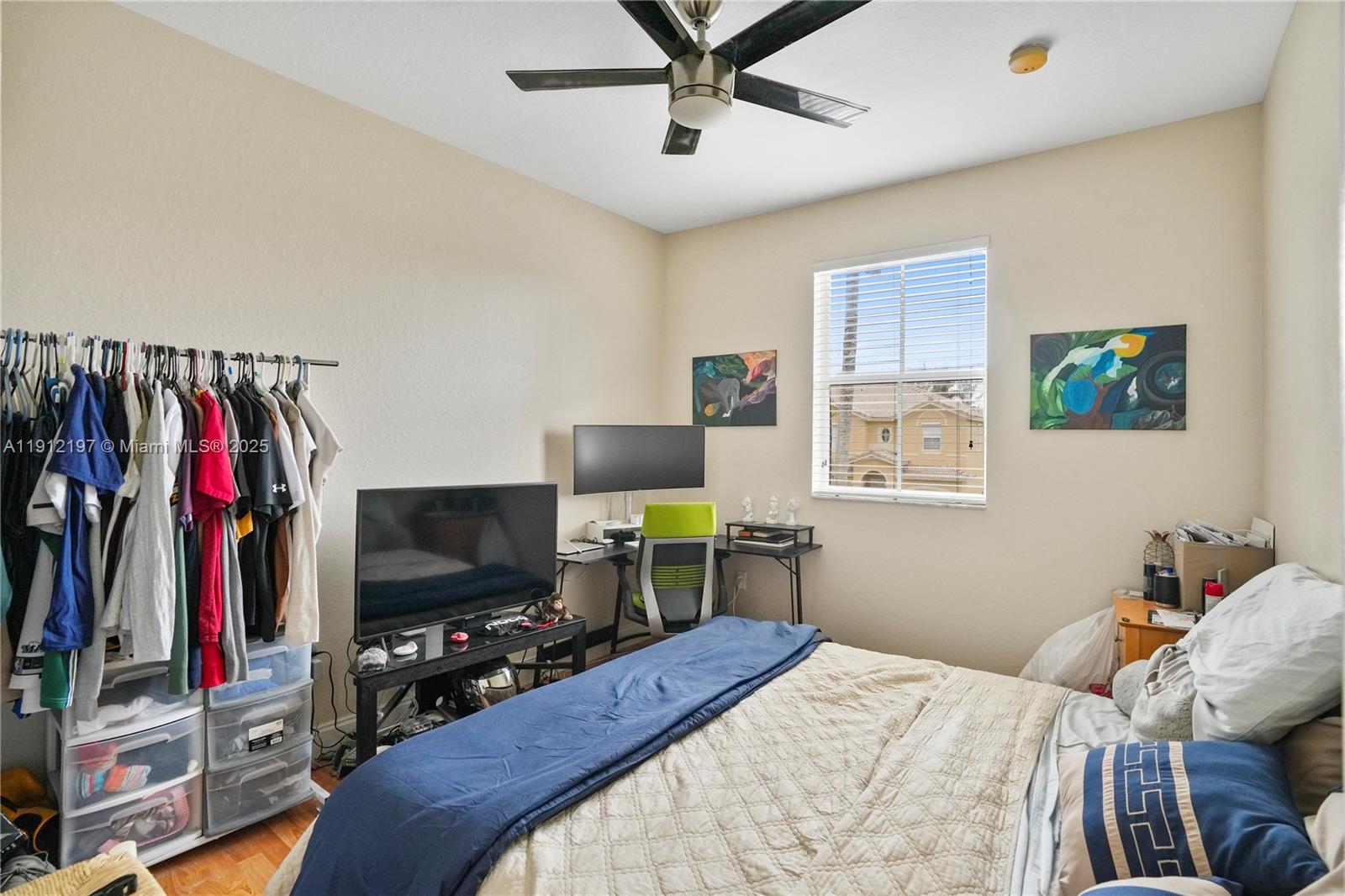 CENTURY BREEZE - Residential