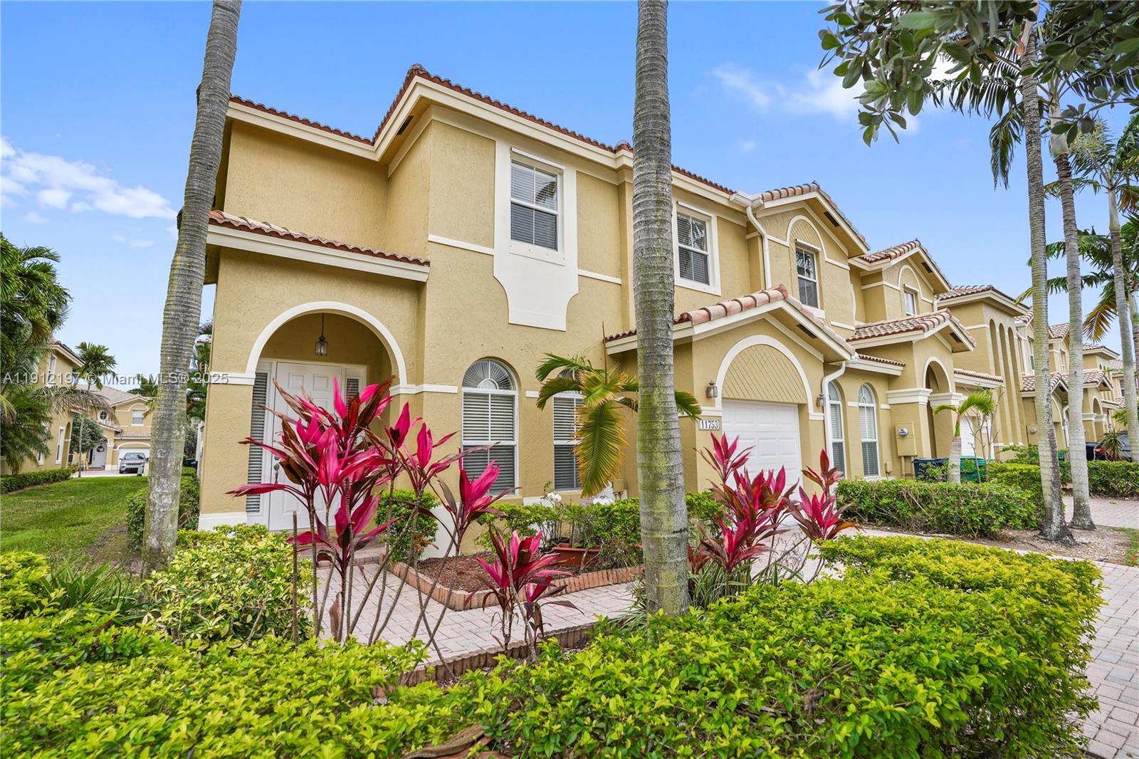 CENTURY BREEZE - Residential