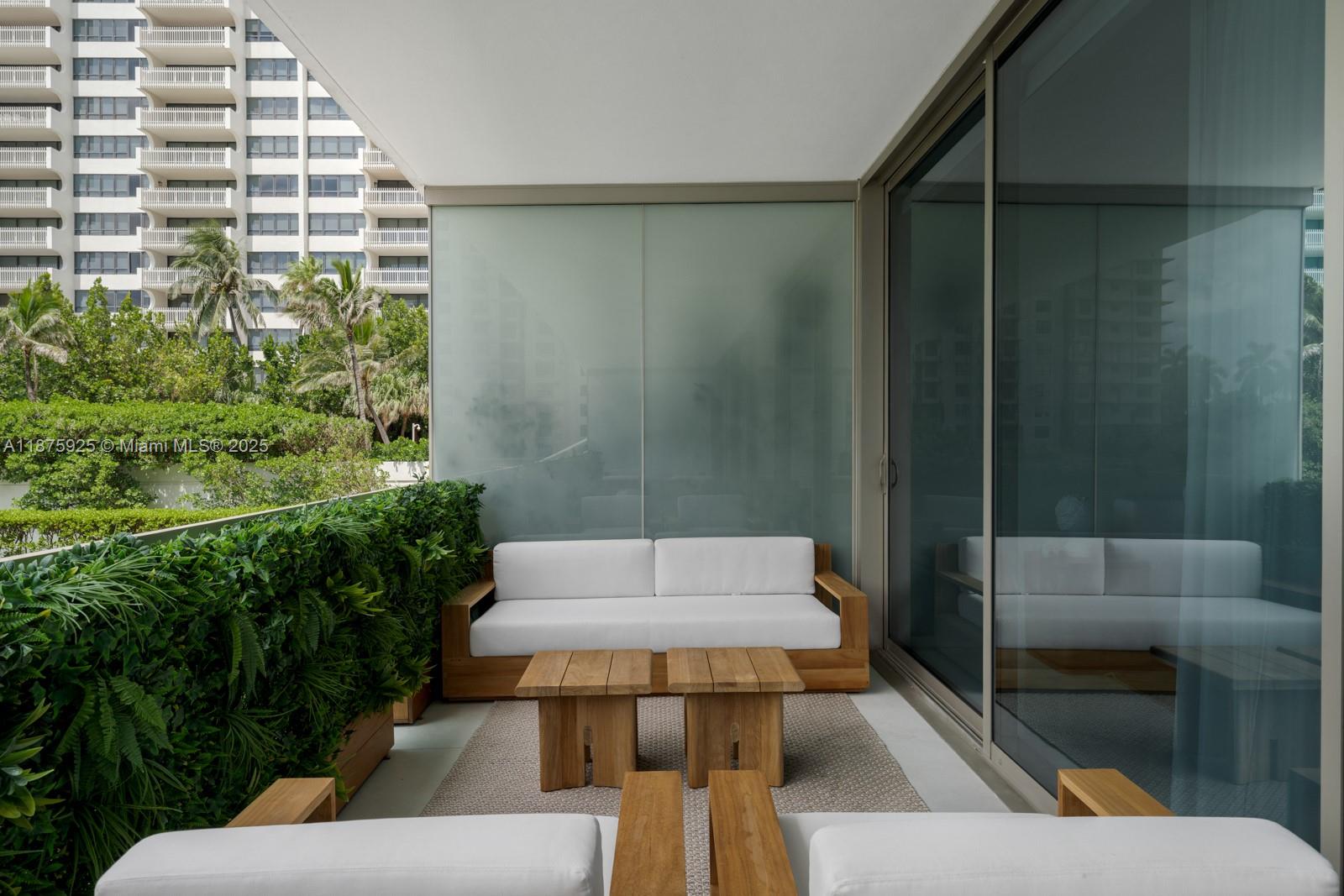 OCEANA BAL HARBOUR CONDO - Residential