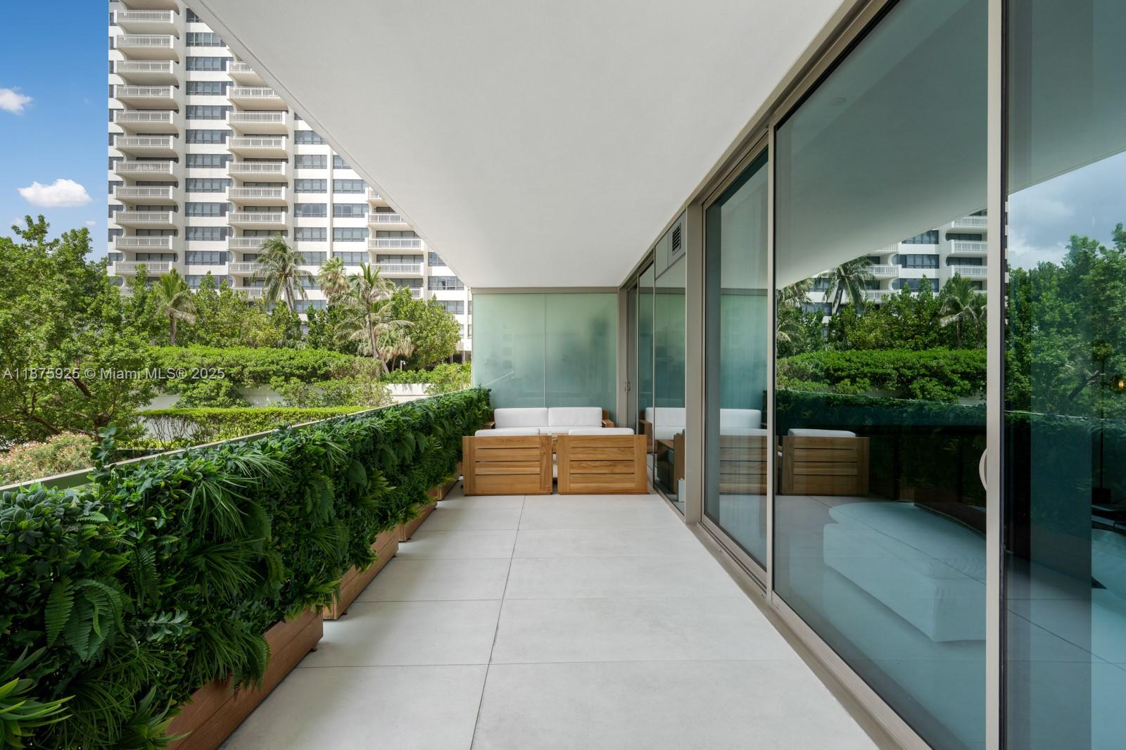 OCEANA BAL HARBOUR CONDO - Residential