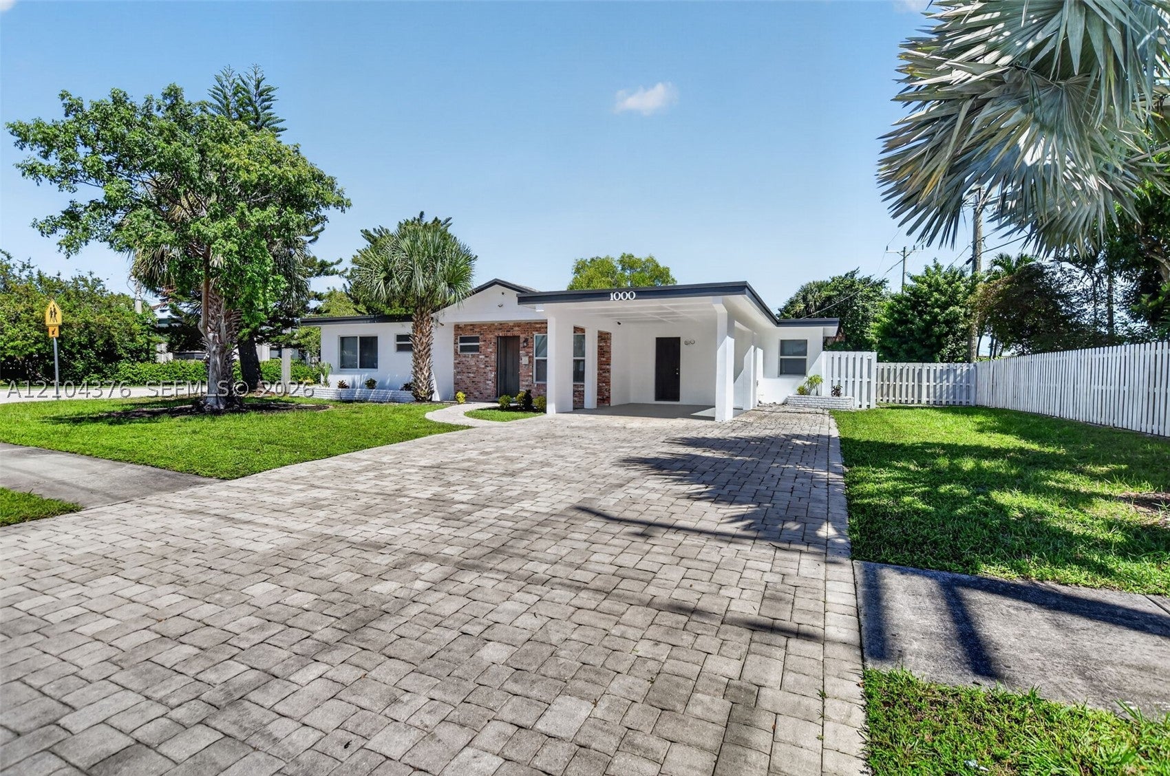 1000 SE 2nd Ave