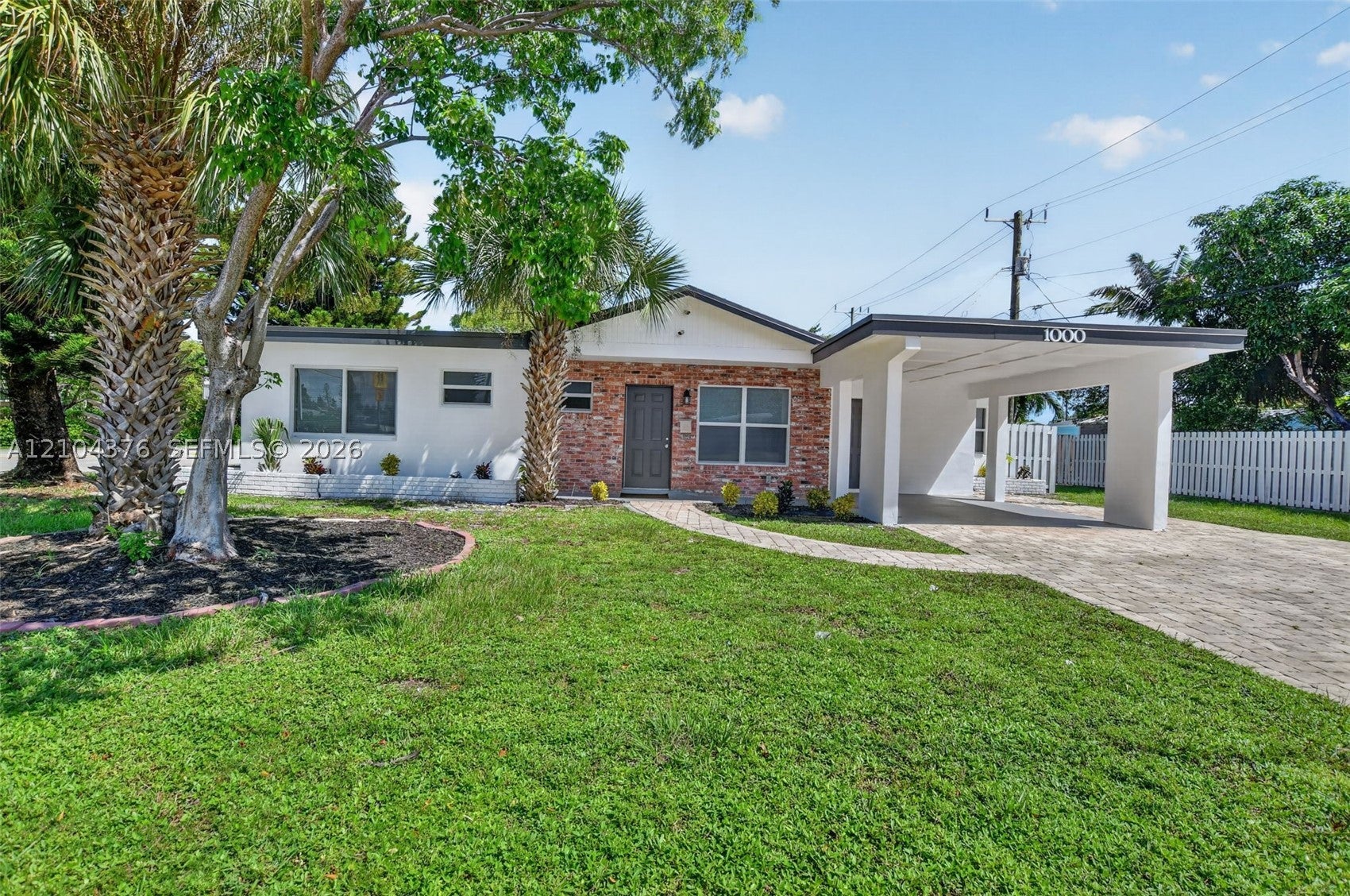 1000 SE 2nd Ave