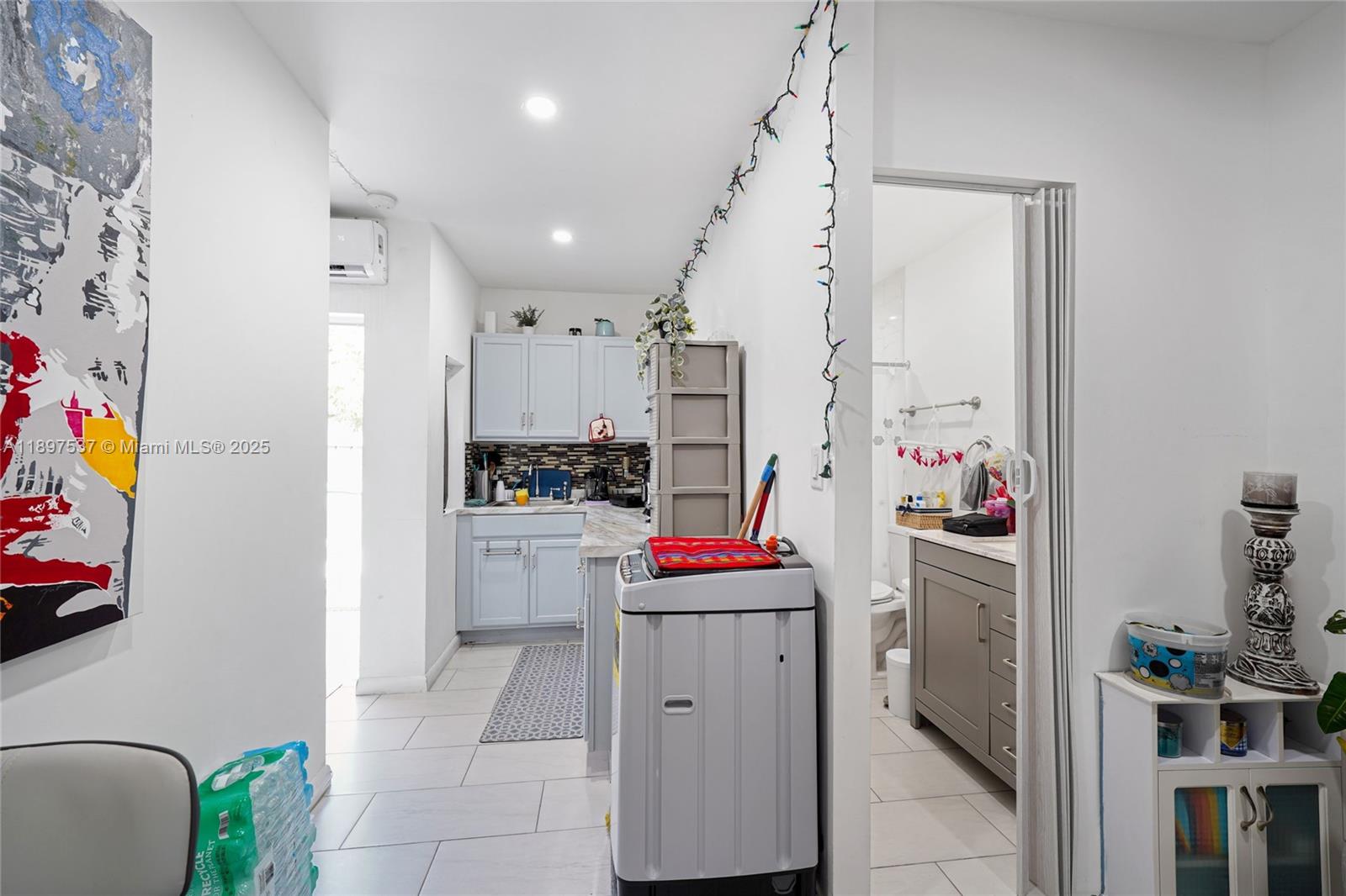 MINONA GARDENS - Residential