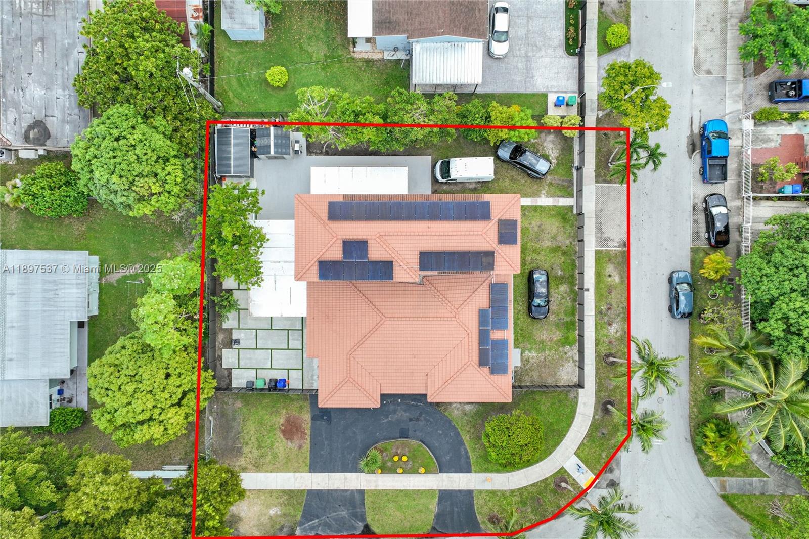 MINONA GARDENS - Residential