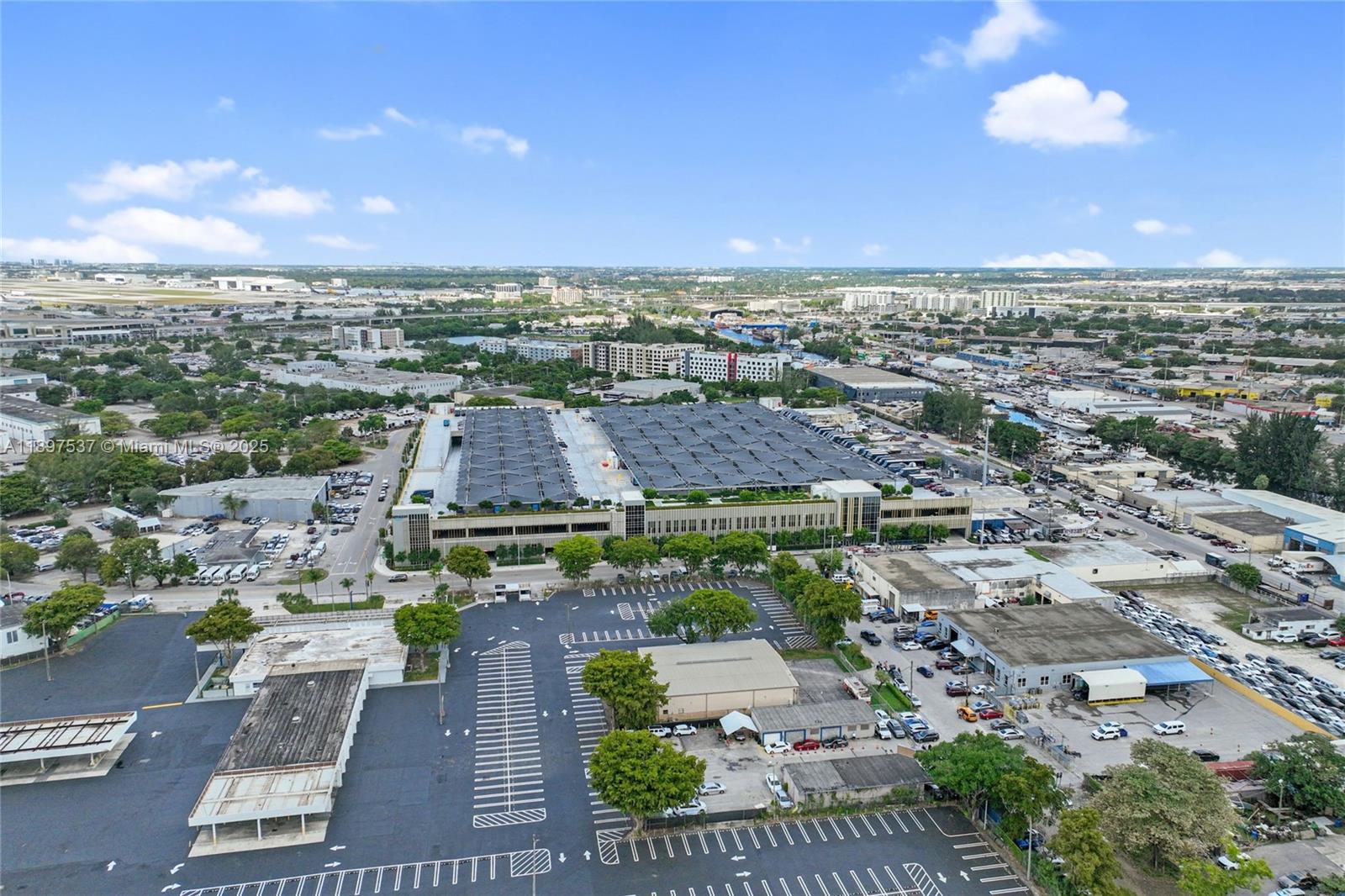 MINONA GARDENS - Residential