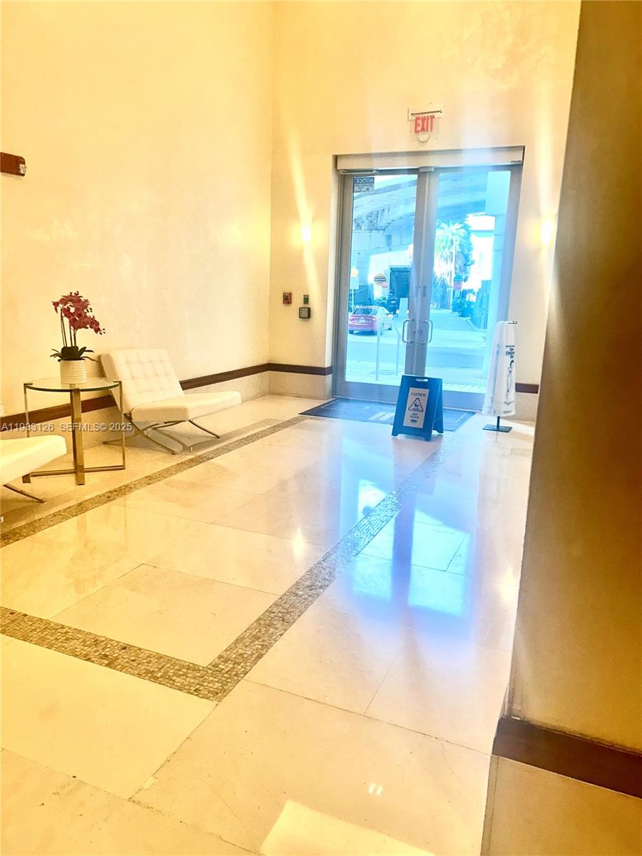 1060 BRICKELL CONDO - Residential Lease