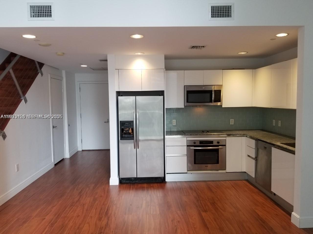 1060 BRICKELL CONDO - Residential Lease