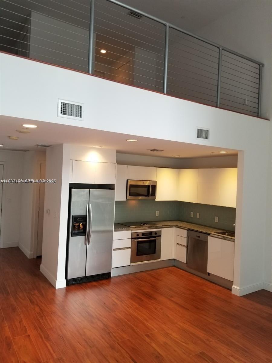 1060 BRICKELL CONDO - Residential Lease