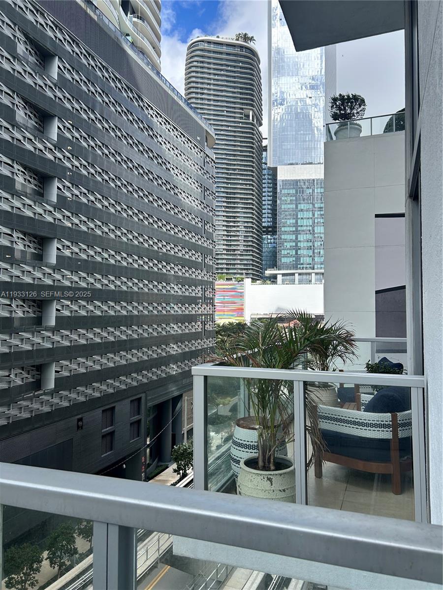 1060 BRICKELL CONDO - Residential Lease