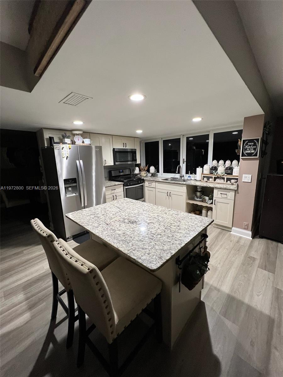 SUNRISE GOLF VILLAGE SEC - Residential