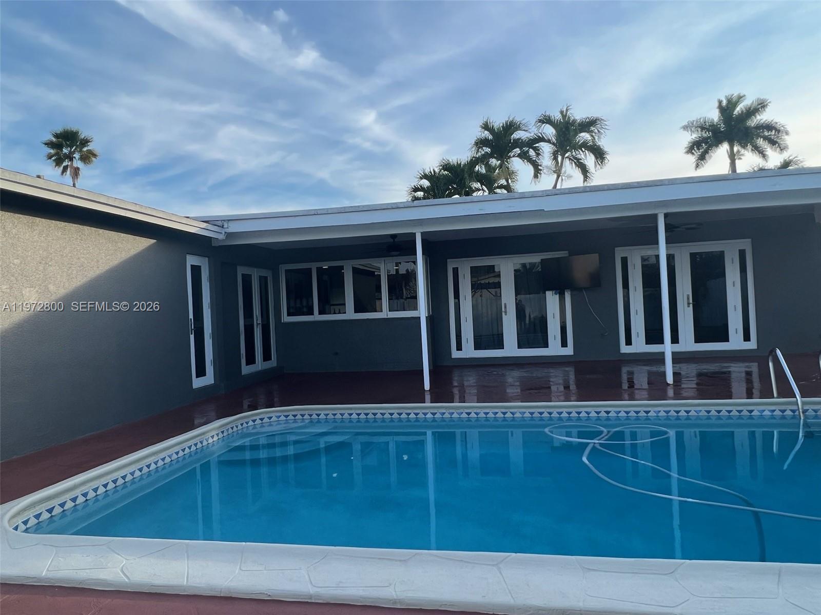 SUNRISE GOLF VILLAGE SEC - Residential