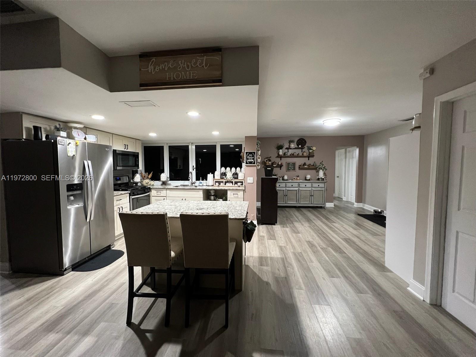 SUNRISE GOLF VILLAGE SEC - Residential