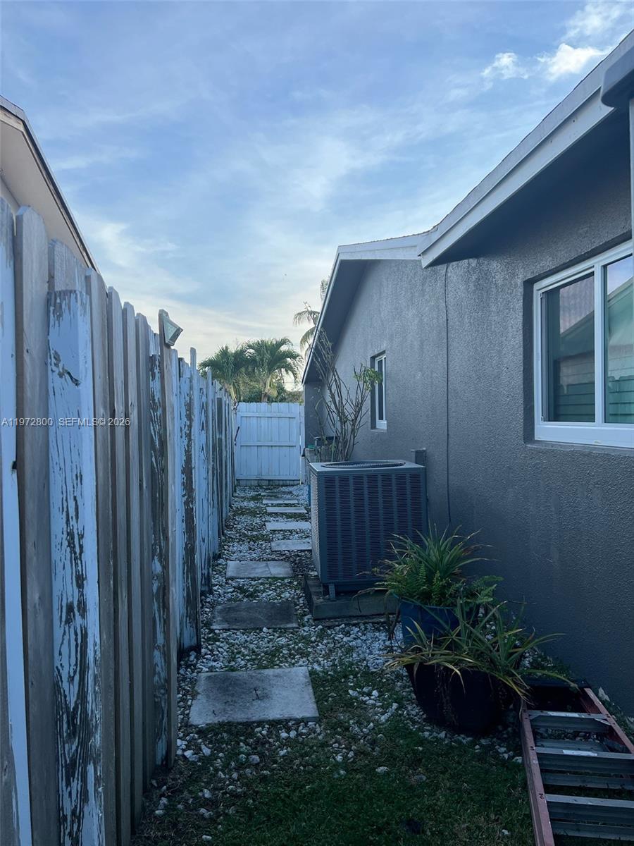 SUNRISE GOLF VILLAGE SEC - Residential