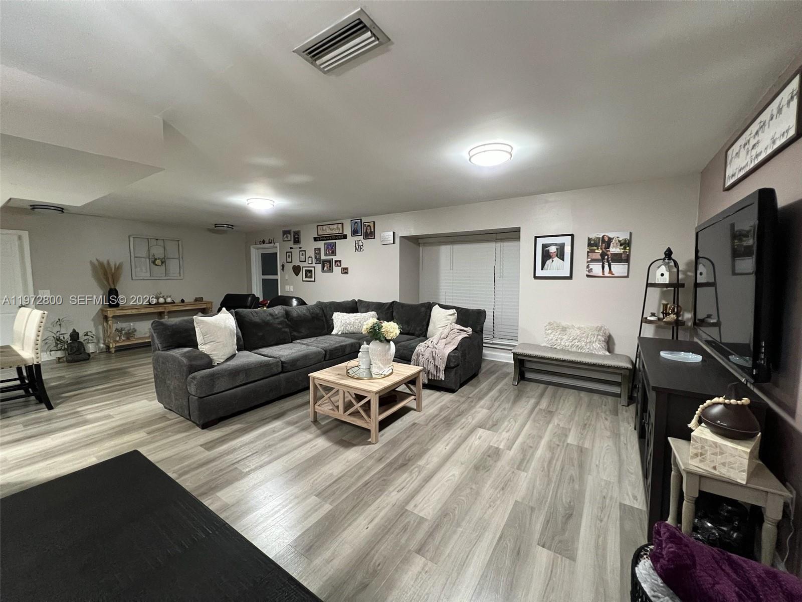 SUNRISE GOLF VILLAGE SEC - Residential