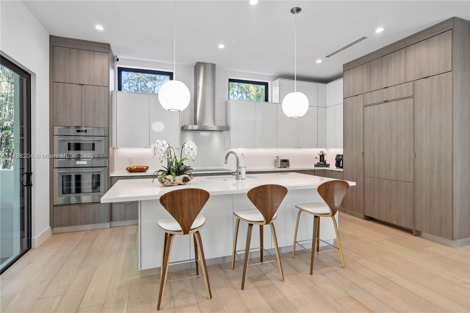 UNIVERSITY ESTATES - Residential