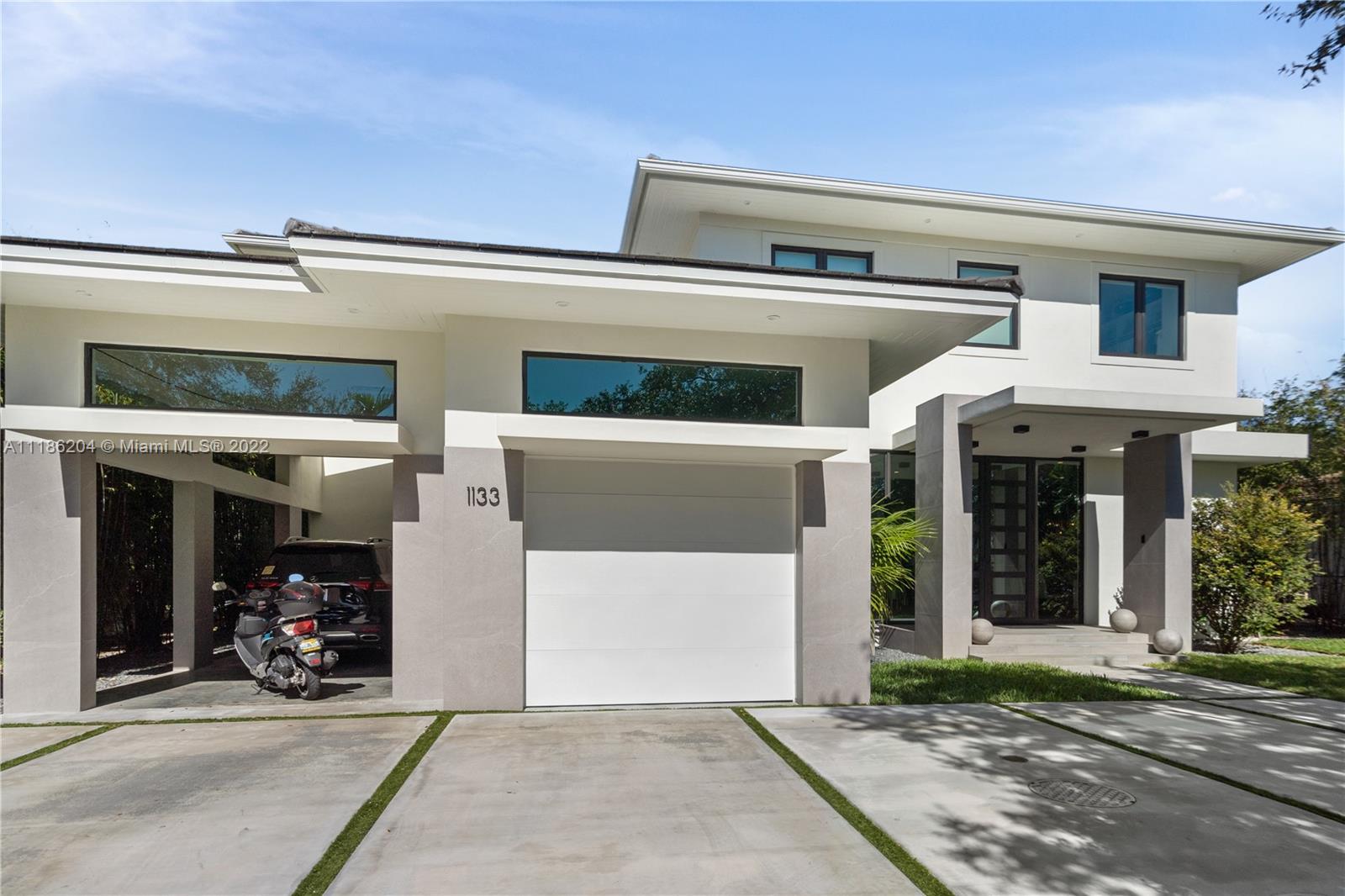 UNIVERSITY ESTATES - Residential