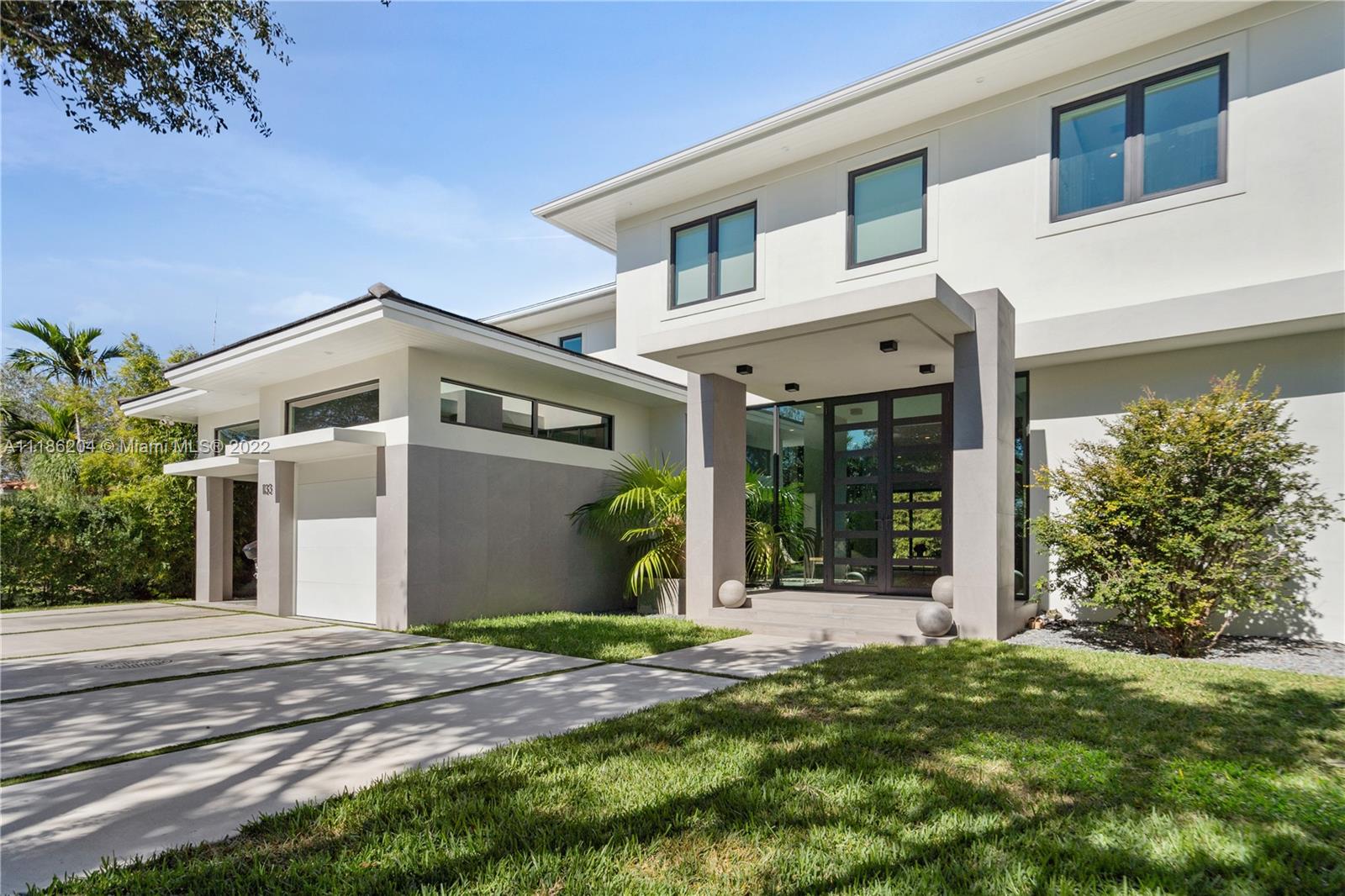 UNIVERSITY ESTATES - Residential