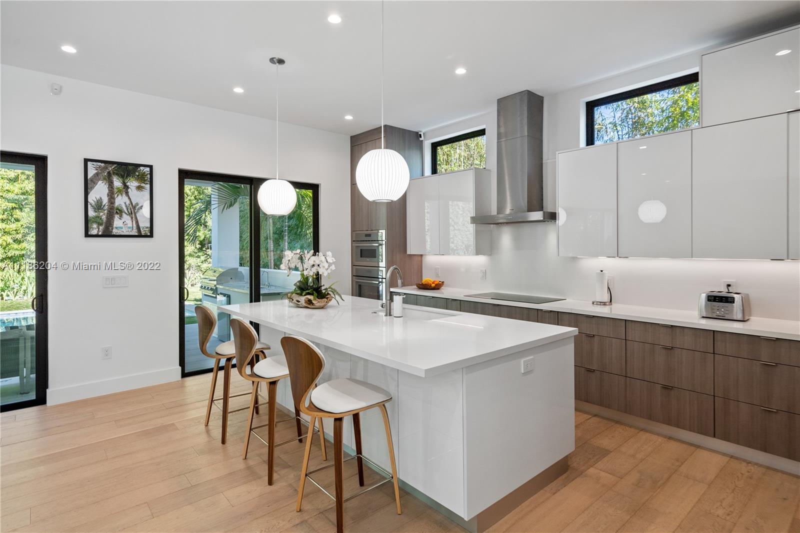 UNIVERSITY ESTATES - Residential