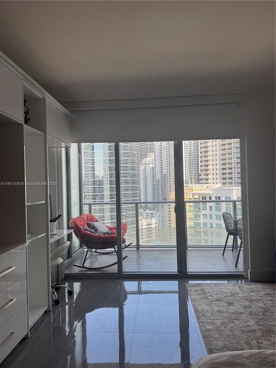 Stunning, newly furnished 1-bedroom unit at 1300 Brickell Bay Drive, Unit 2512! Modern design with floor-to-ceiling windows, sleek kitchen, and private balcony with breathtaking city and bay views. Flexible rental options: available for short-term (min. 30 days) or long-term (1-year) leases. Enjoy full-service building amenities including pool, fitness center, 24-hour concierge, valet, and easy access to Brickell’s finest restaurants, shops, and entertainment. Perfect for professionals, executives, or anyone seeking luxury waterfront living in the heart of Miami.