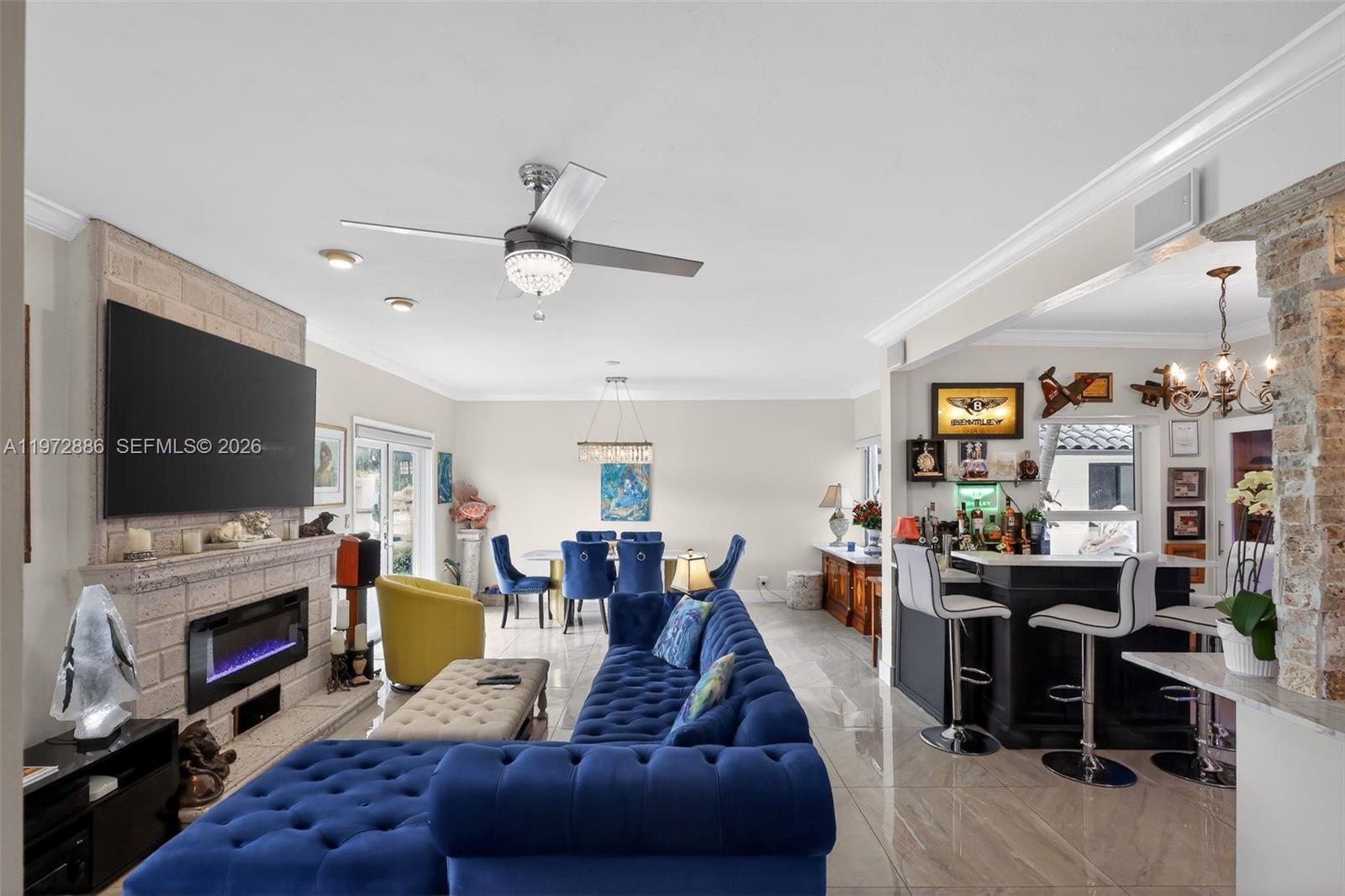 LA CASA DEL RIO VISTA CON - Residential