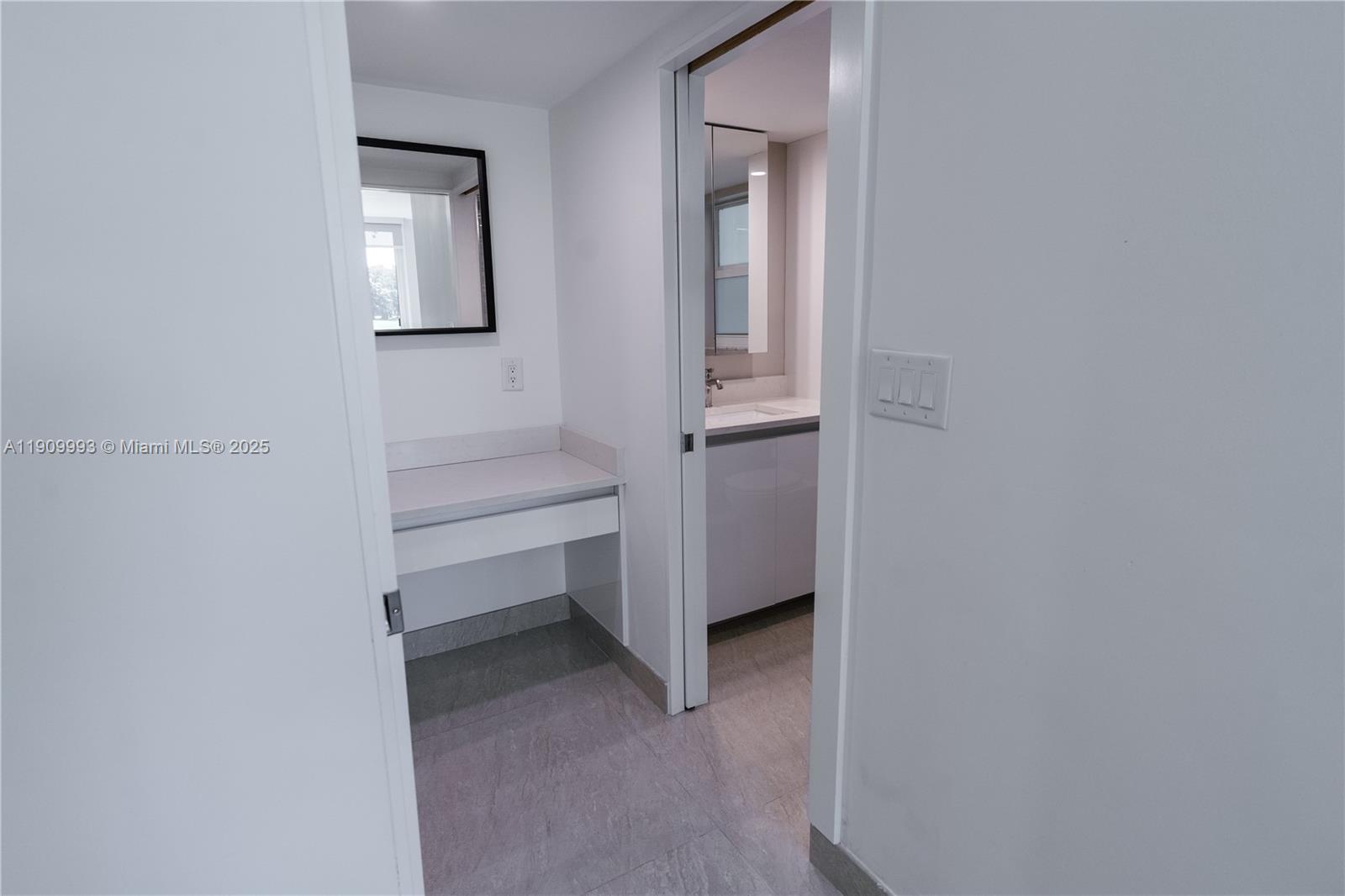 NO 80 PALM-AIRE COUNTRY C - Residential Lease