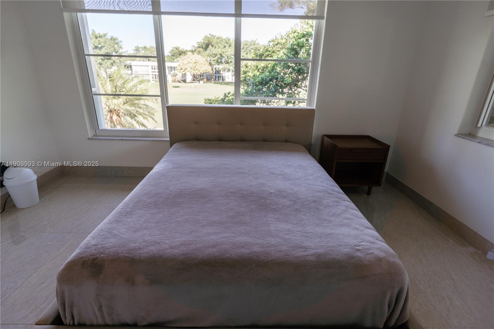 NO 80 PALM-AIRE COUNTRY C - Residential Lease