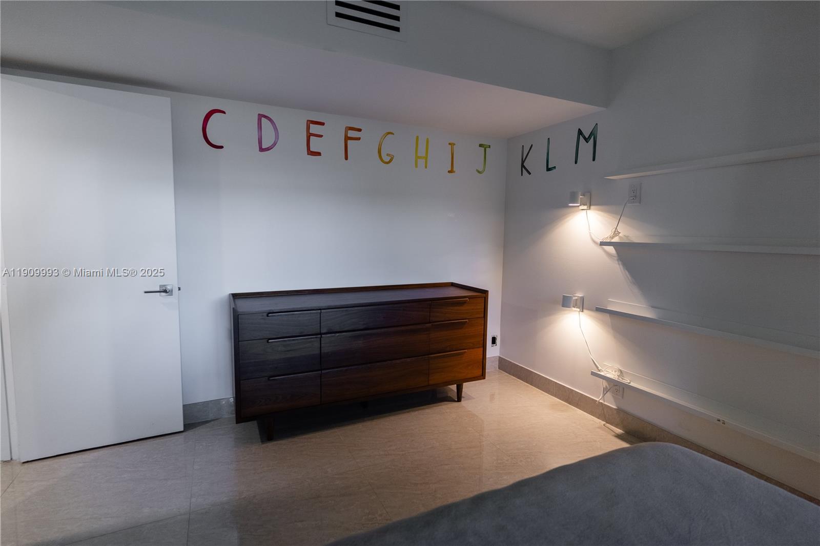 NO 80 PALM-AIRE COUNTRY C - Residential Lease