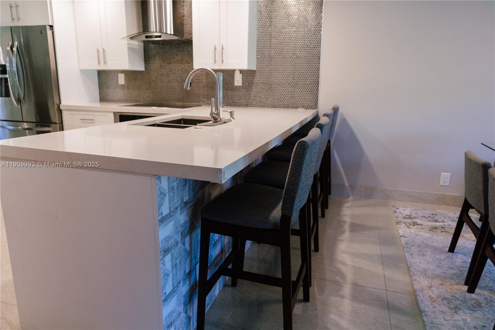 NO 80 PALM-AIRE COUNTRY C - Residential Lease