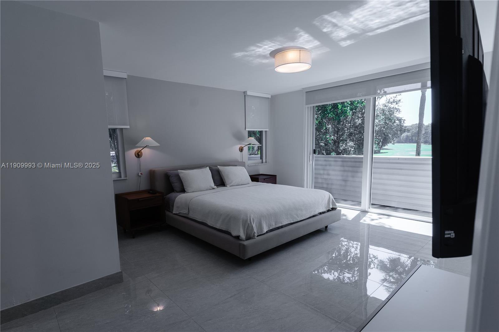 NO 80 PALM-AIRE COUNTRY C - Residential Lease