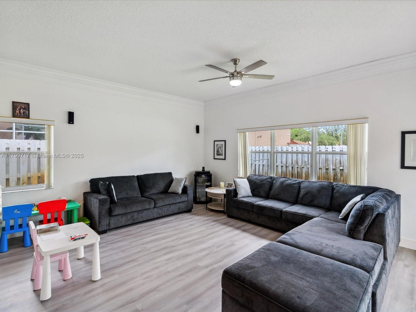 SPRING VALLEY - Residential Lease