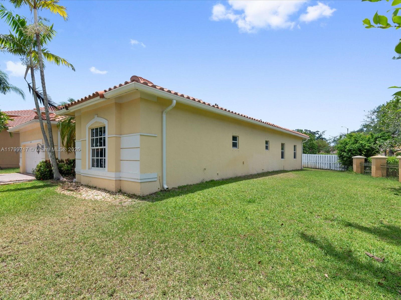 SPRING VALLEY - Residential Lease