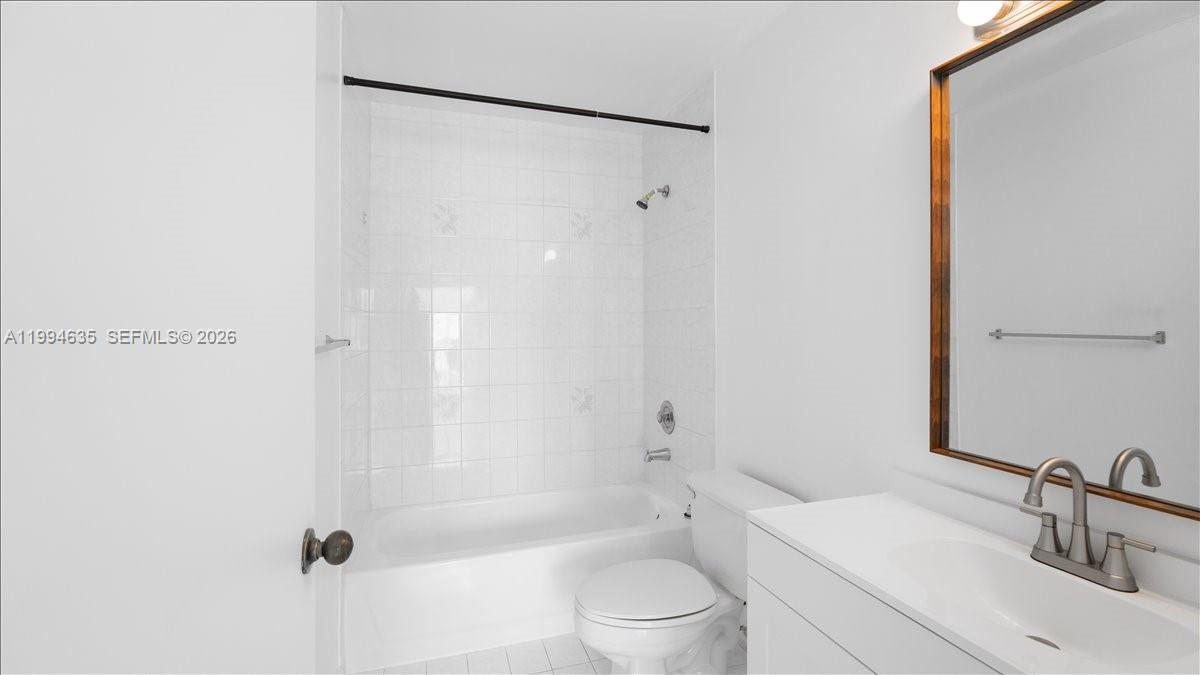 TIFFANY LAKES CONDO - Residential Lease