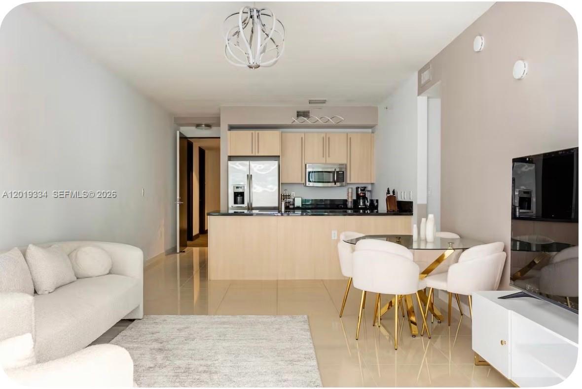 THE AXIS ON BRICKELL II - Residential
