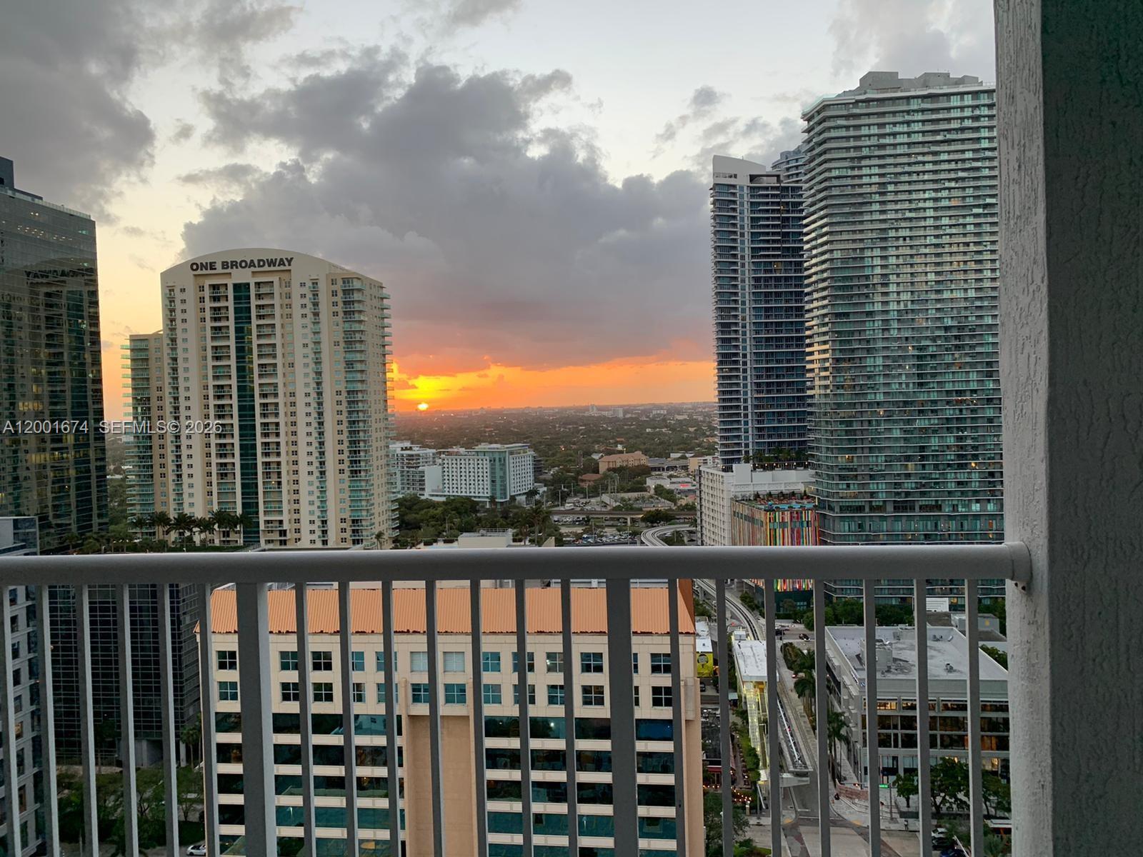 THE SAIL CONDO - Residential Lease