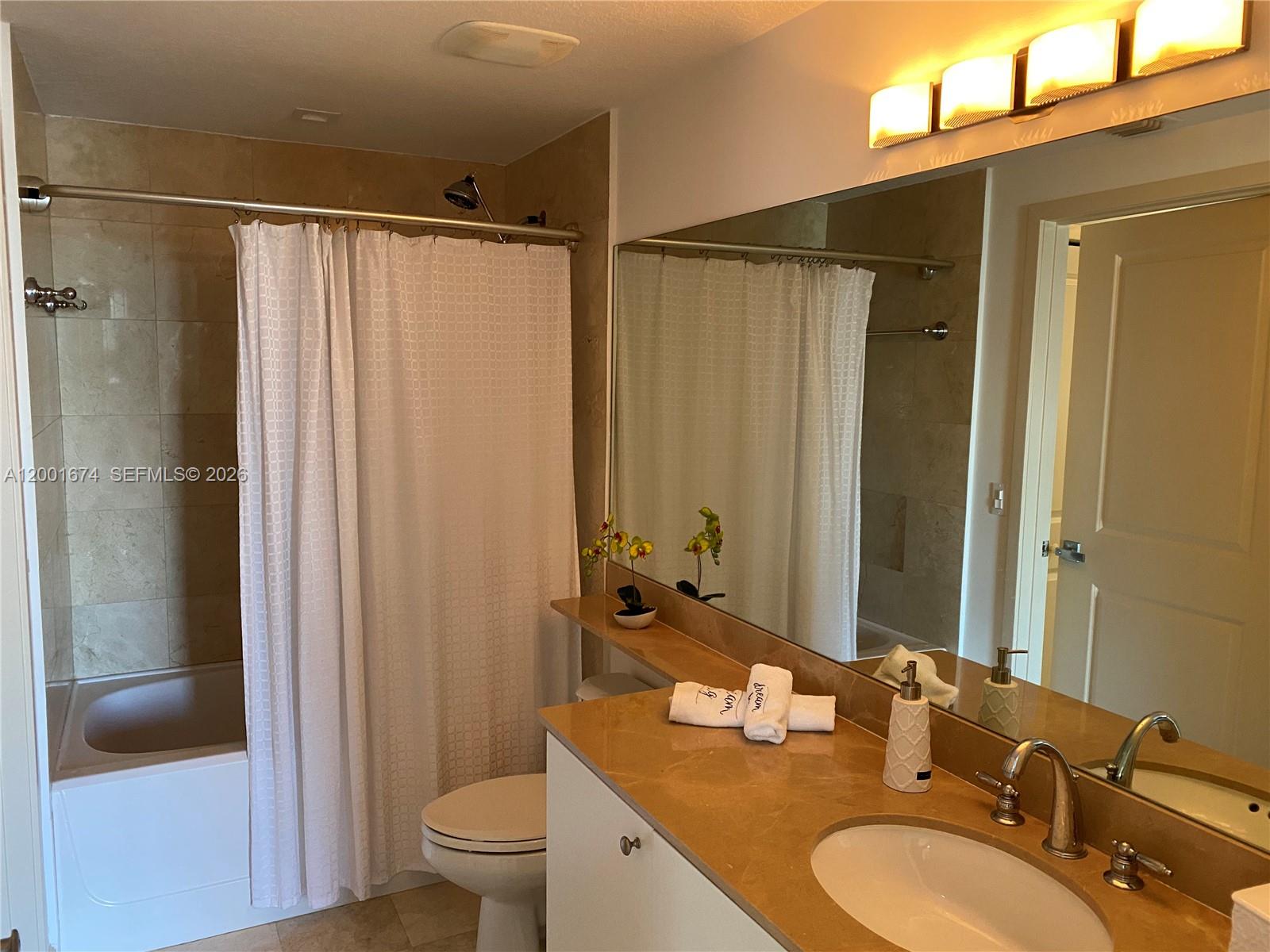 THE SAIL CONDO - Residential Lease