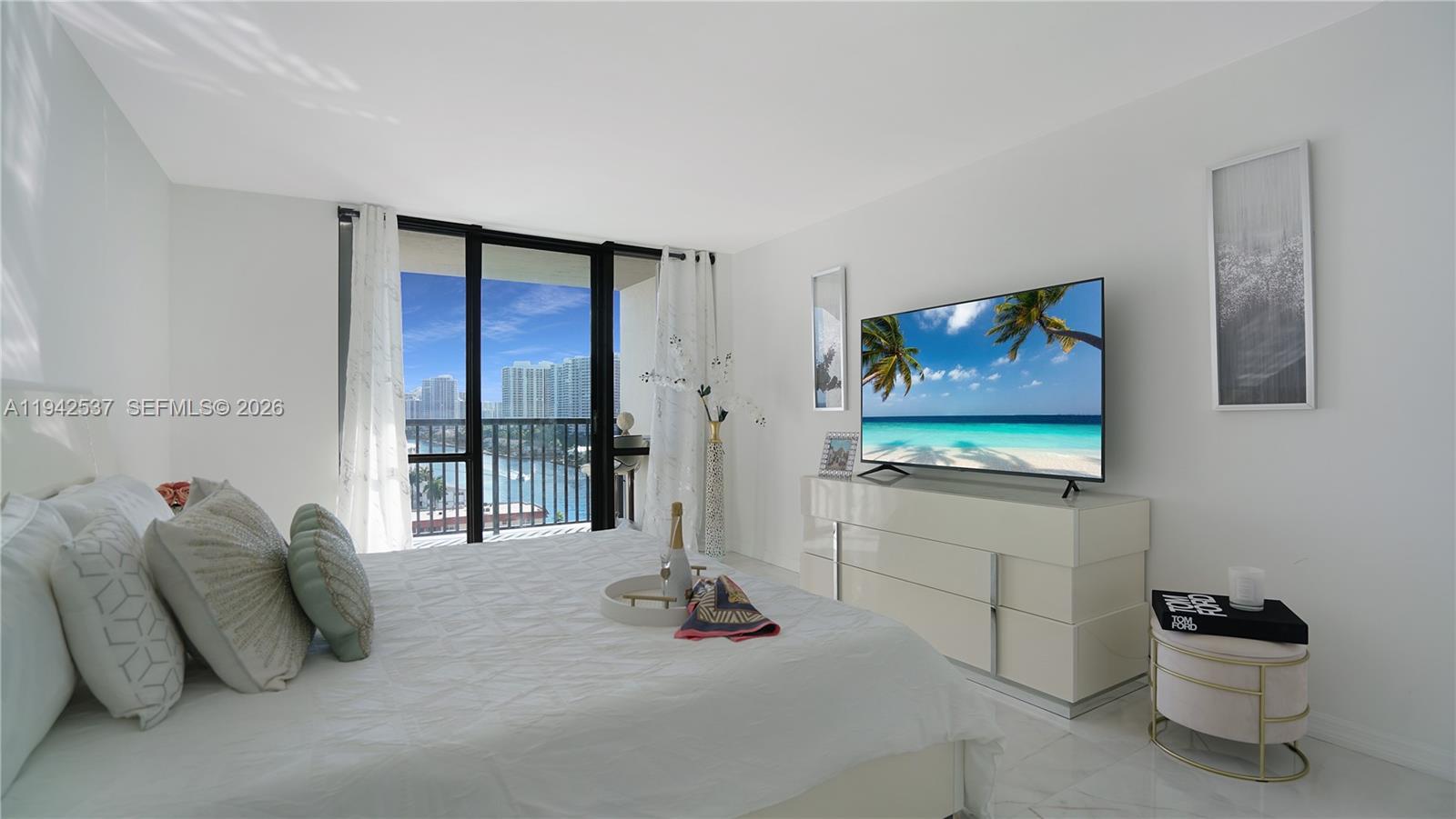 AVANT GARDE CONDO - Residential