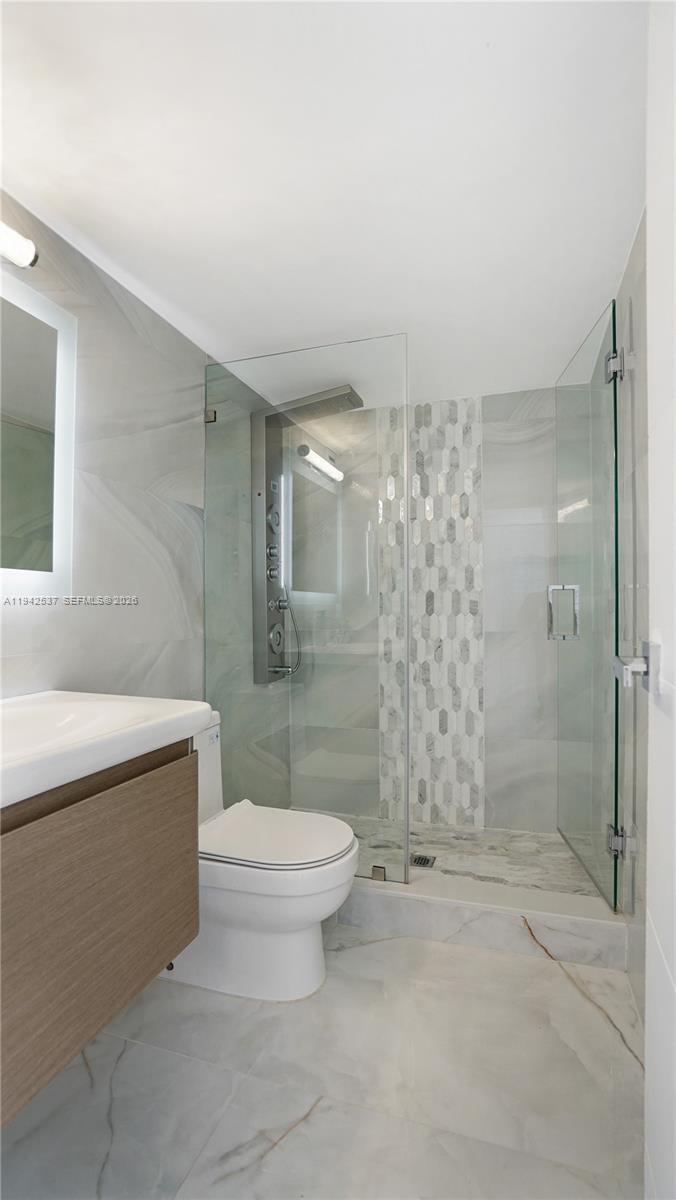 AVANT GARDE CONDO - Residential