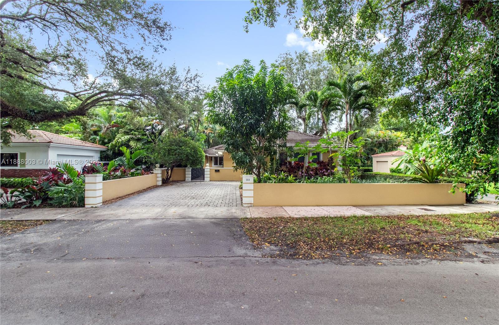 CORAL GABLES COUNTRY CLUB - Residential