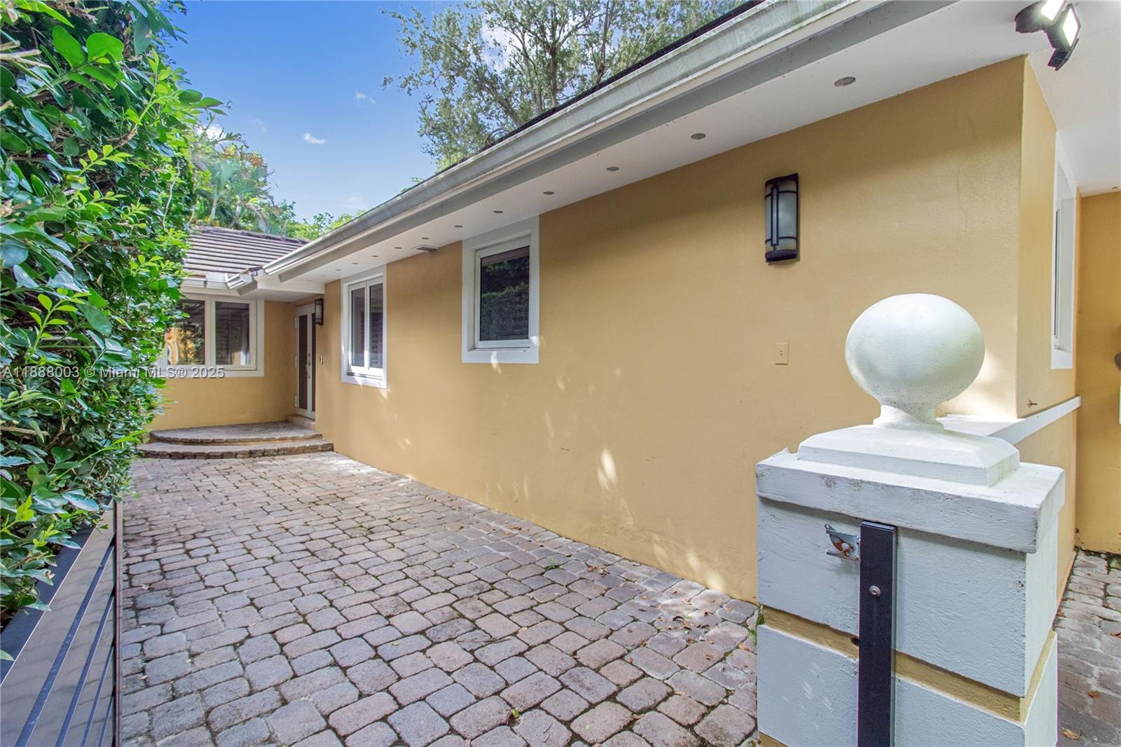 CORAL GABLES COUNTRY CLUB - Residential