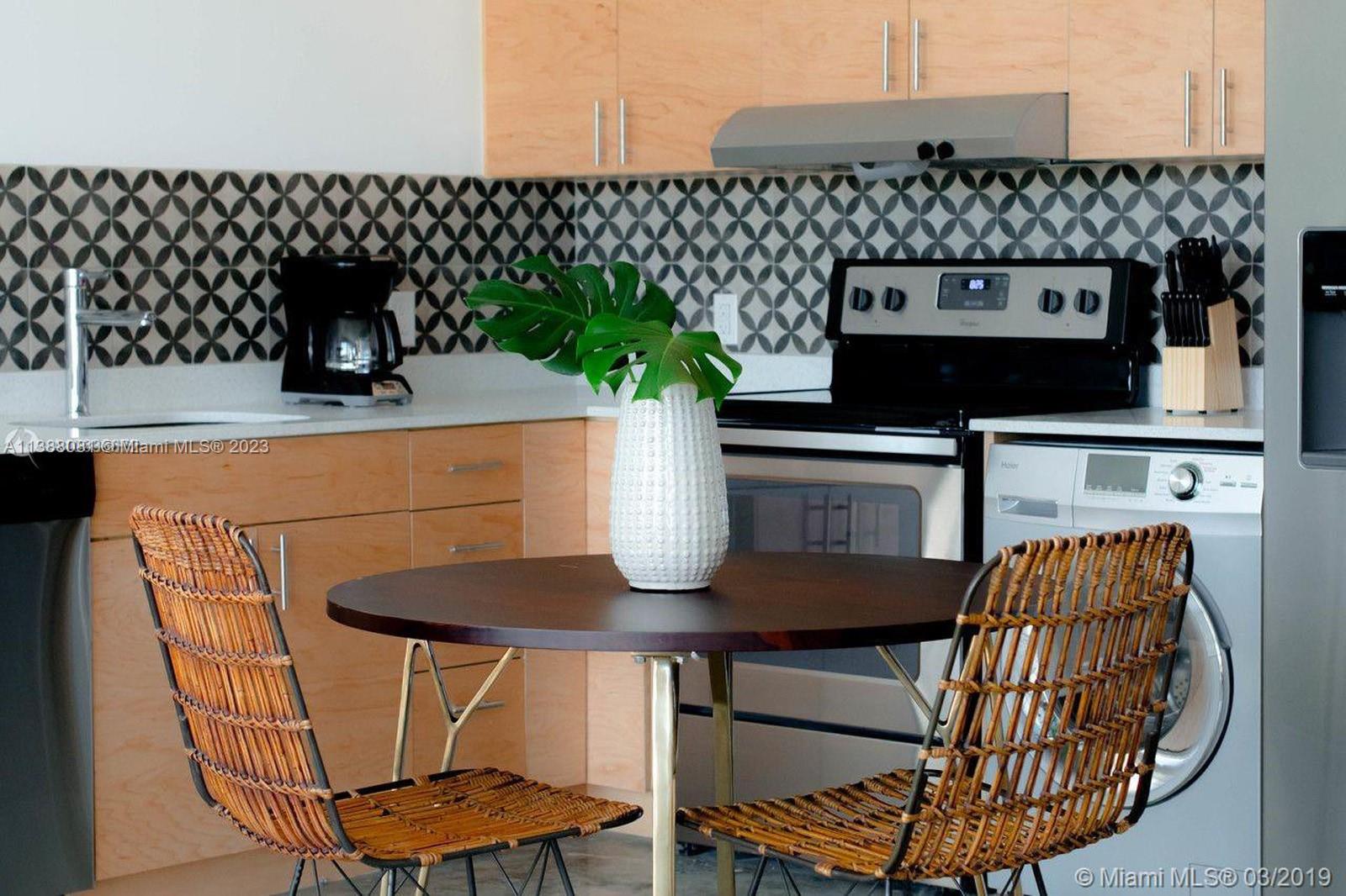 CITY OF MIAMI SOUTH - Residential Lease