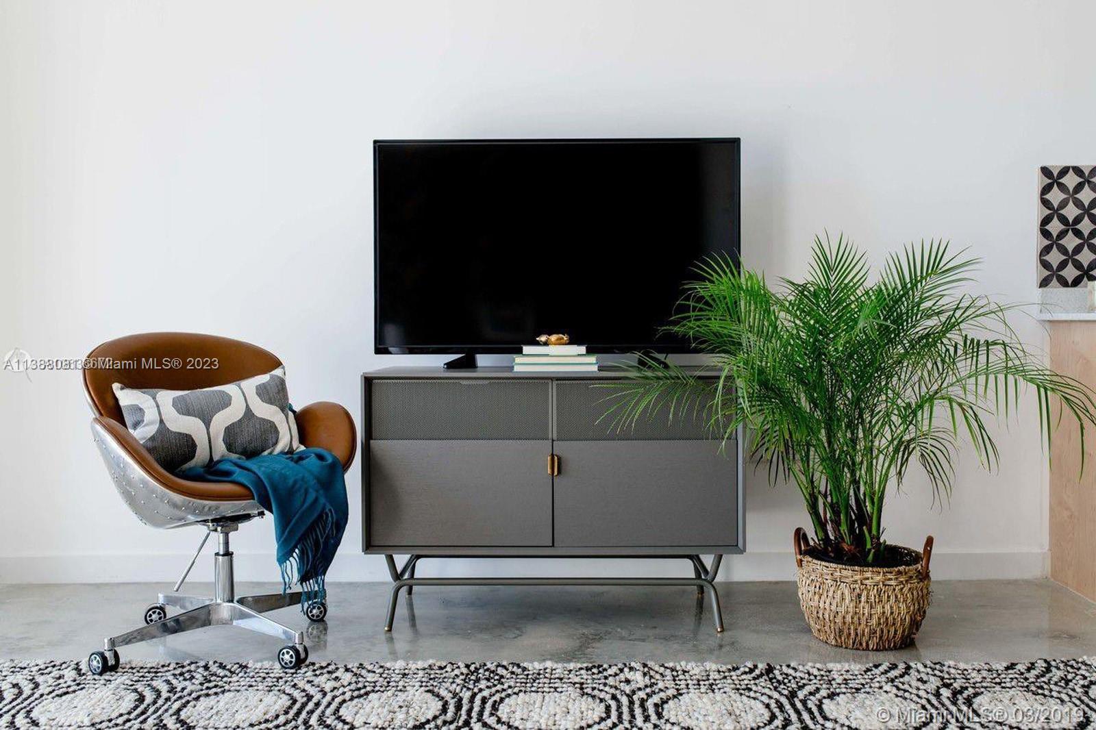 CITY OF MIAMI SOUTH - Residential Lease