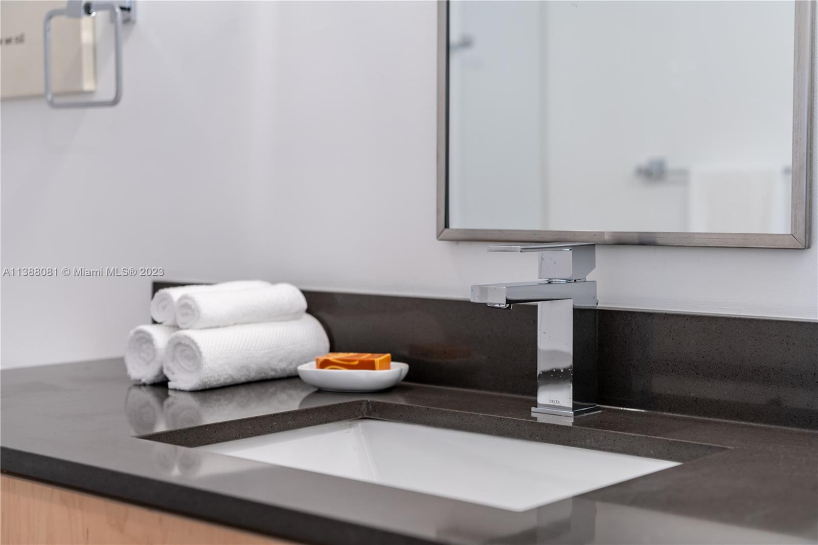 CITY OF MIAMI SOUTH - Residential Lease