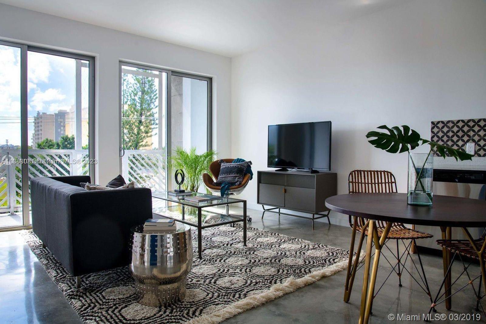 CITY OF MIAMI SOUTH - Residential Lease