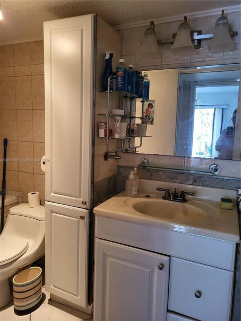 Tiny photo for 2050 Newcastle C #2050, Boca Raton, FL 33434 (MLS # A12007871)