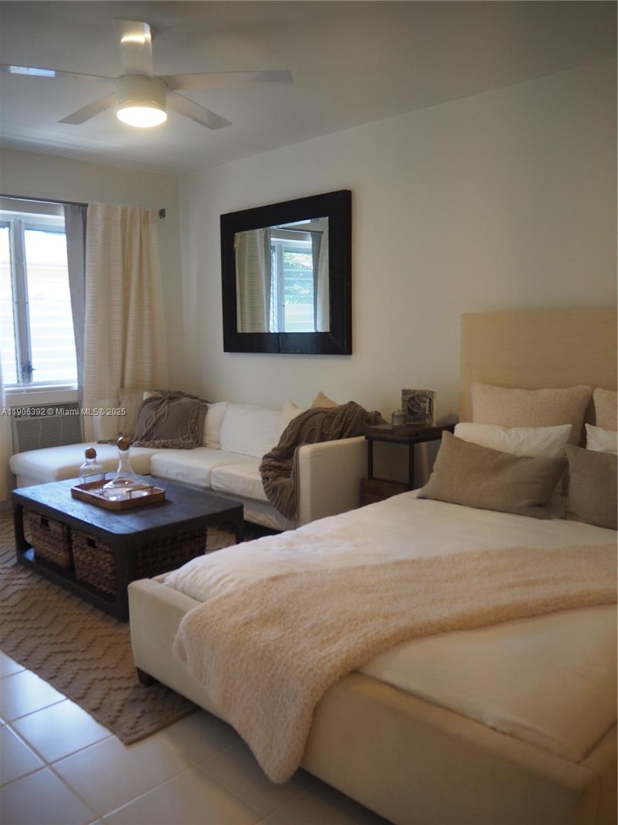 GOLDEN DREAMS CONDO - Residential Lease