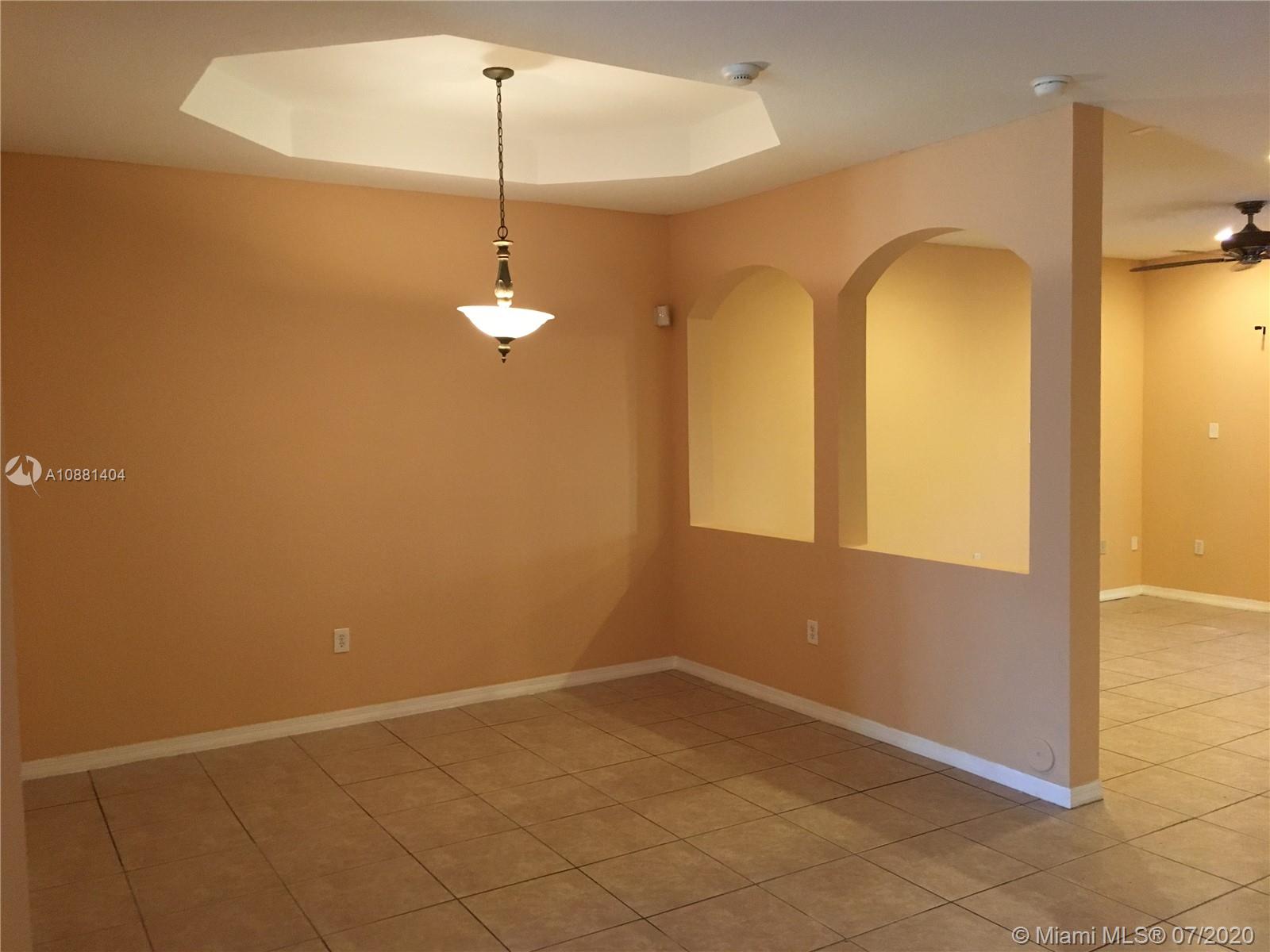 ESCADA - Residential