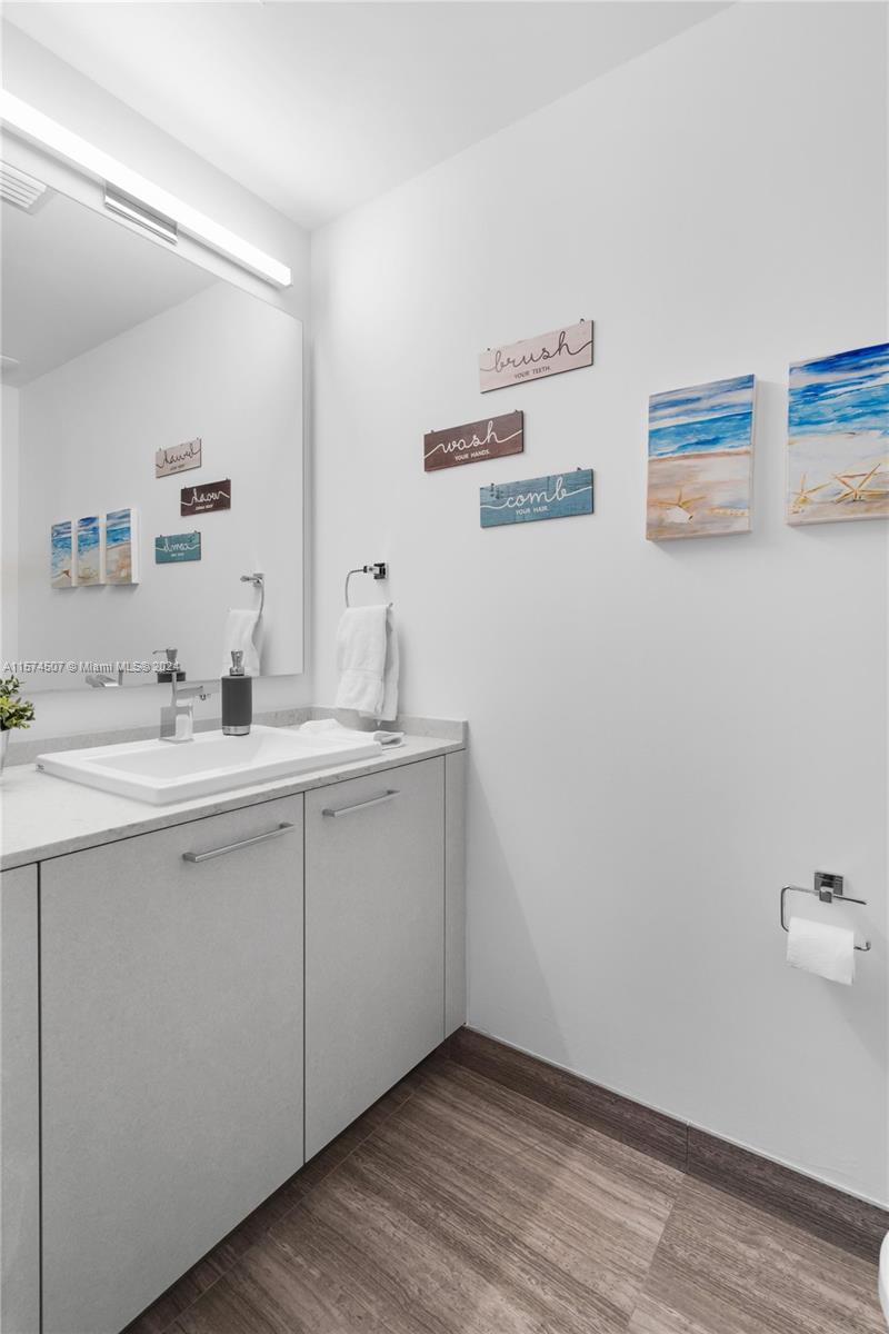 1010 BRICKELL CONDO - Residential