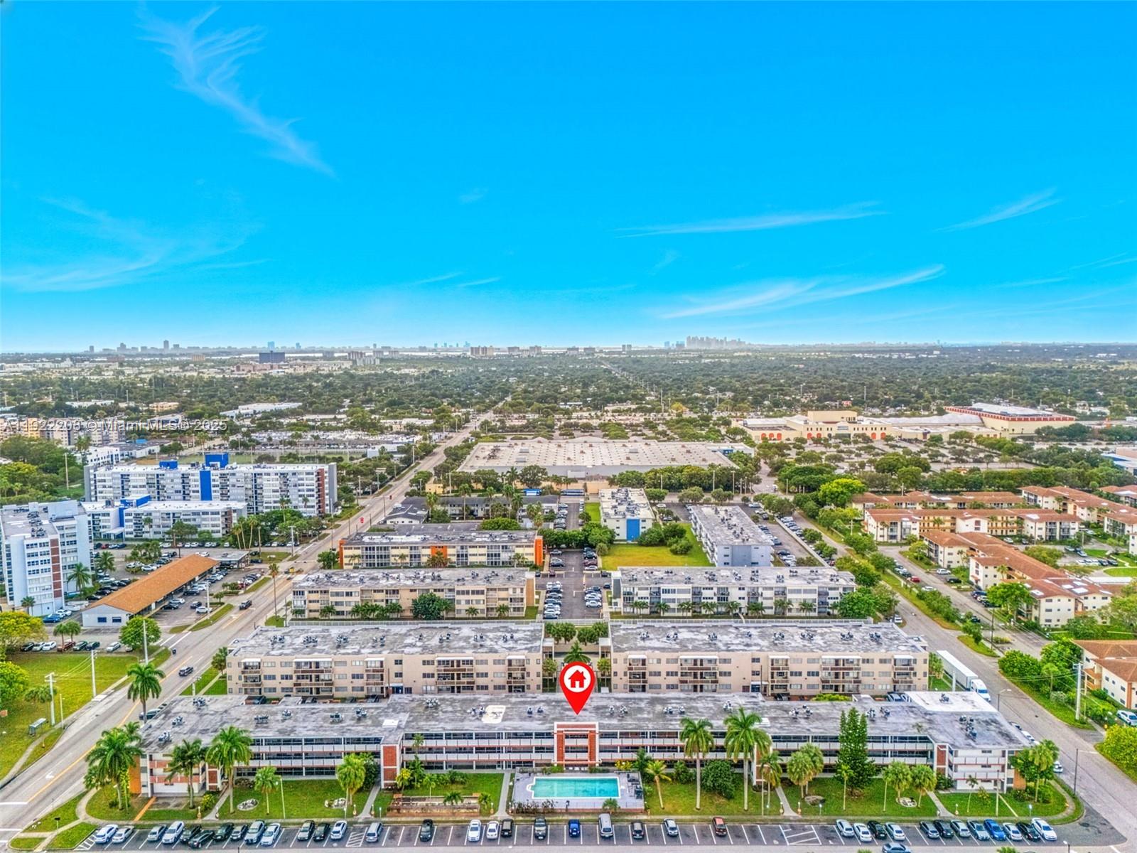 FLORIDIAN ARMS CONDO - Residential